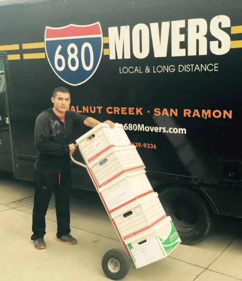 680 movers with dolly
