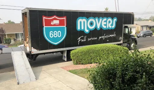 680 moving truck