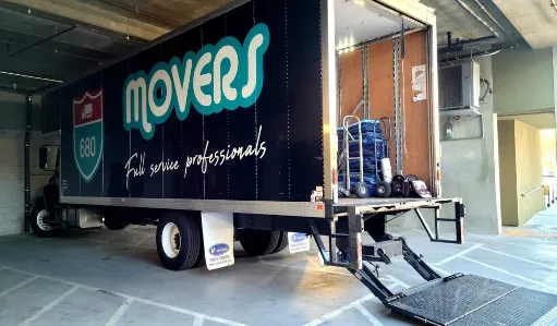 680 movers in apartment